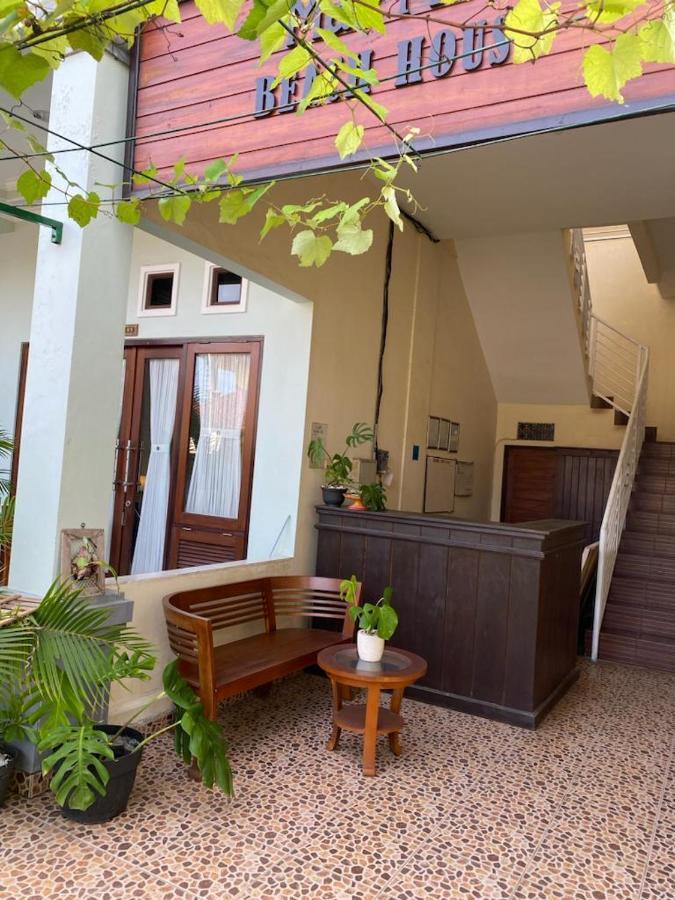 Mae Mae Beach House Batununggul Exterior photo